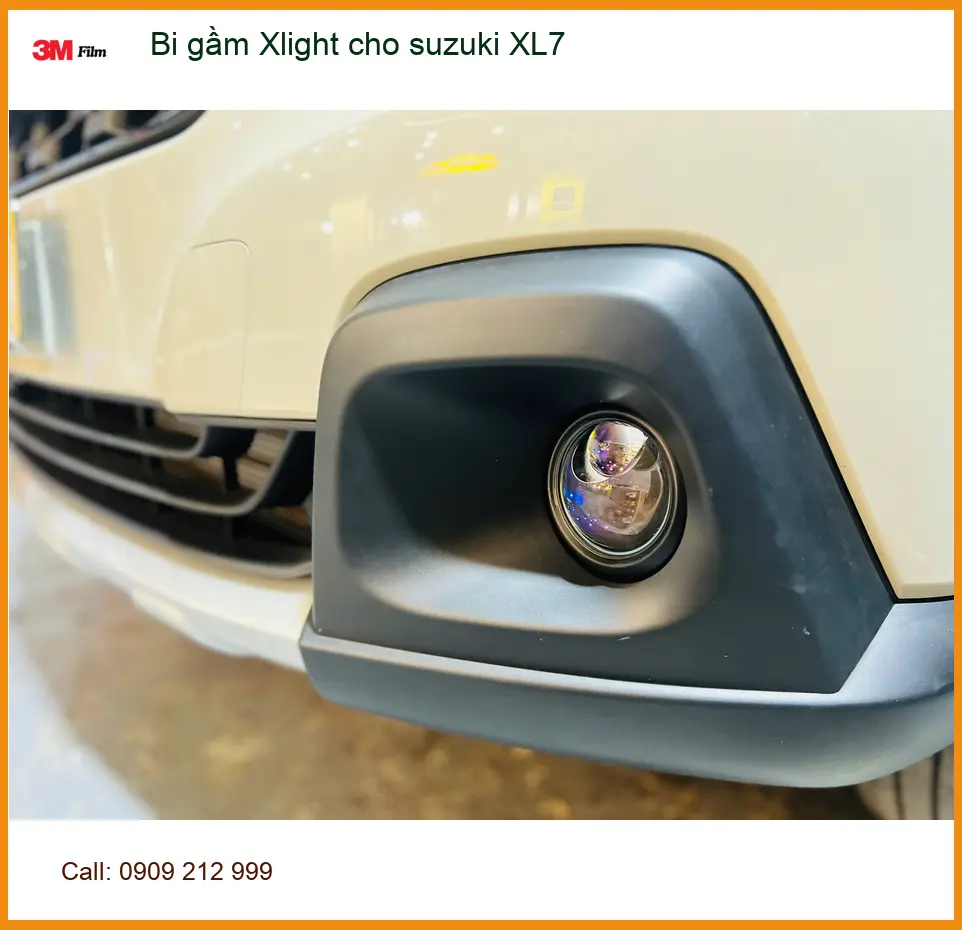 Chú Phi Suzuki XL7 lắp bi gầm Xlight tại Hóc Môn vì đèn zin không đủ sáng