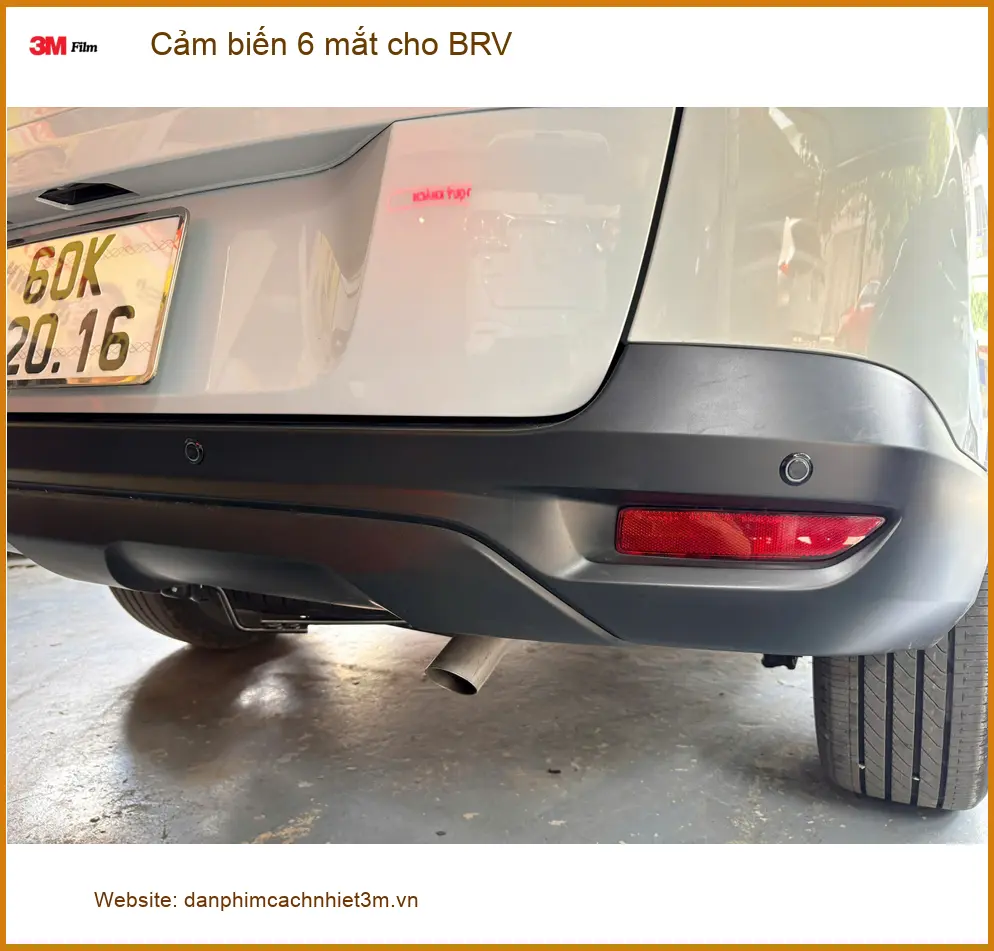 Anh Thành lắp cảm biến 6 mắt cho BRV tại Quận 8 để lái xe an toàn hơn ảnh thực tế 4