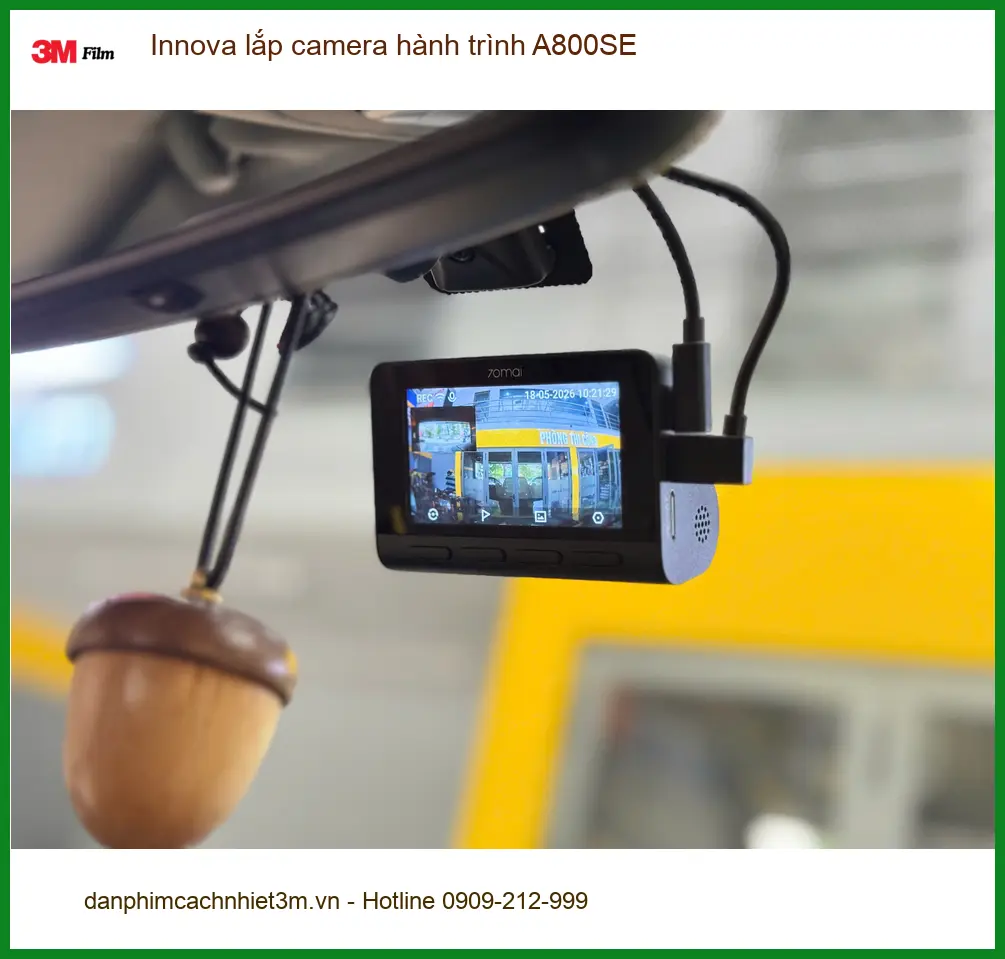 Anh Tùng lắp camera hành trình A800SE Innova tại Củ Chi để yên tâm lái xe đường dài ảnh thực tế 3