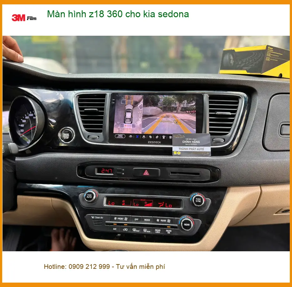 Anh Minh lắp màn hình Z18 360 cho Kia Sedona tại Quận 9 để lái xe an toàn hơn