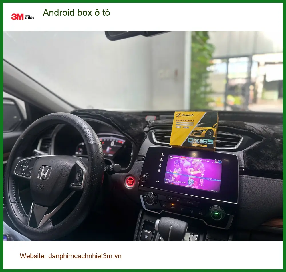Chị Thanh lắp Android box ô tô Hyundai Accent tại Quận 4 vì màn zin ít tính năng ảnh thực tế 4
