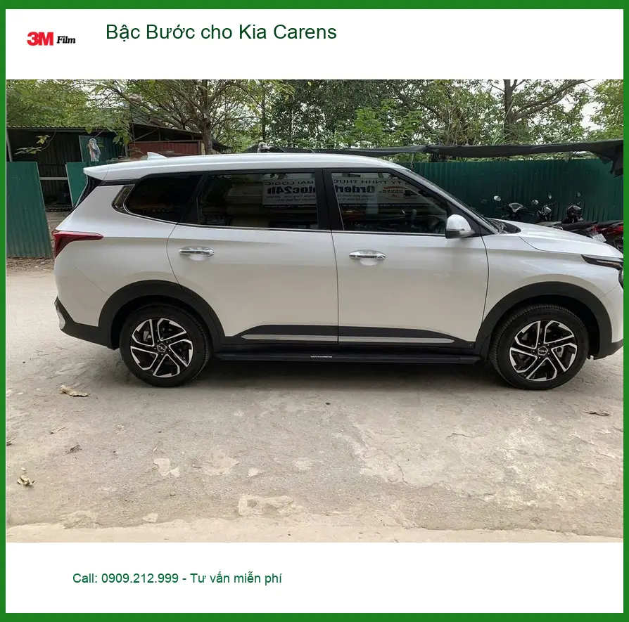 Anh Tuấn Anh lắp bậc bước cho Kia Carens tại Quận 9 tiện cho gia đình ảnh thực tế 4