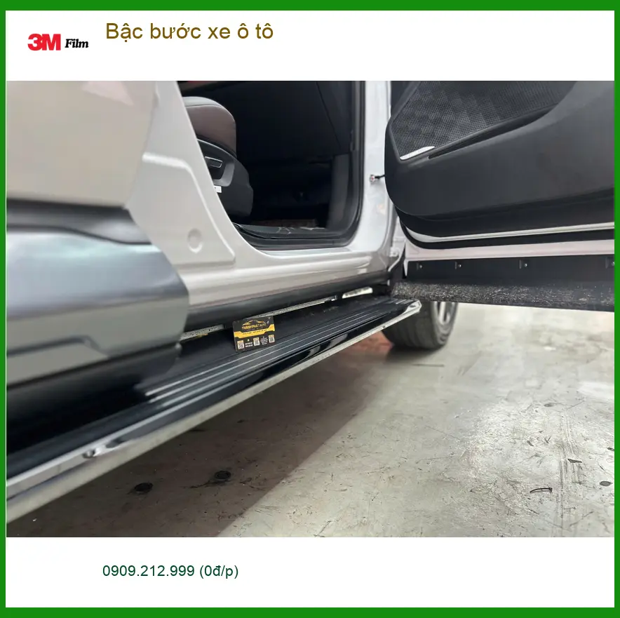 Cô Thảo lắp bậc bước xe ô tô cho Hyundai Santa Fe tại Quận 8 để lên xuống xe tiện hơn ảnh thực tế 4
