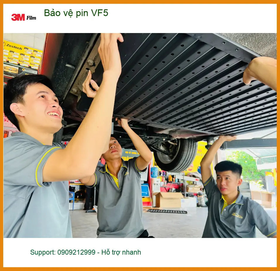 Anh Tuấn bảo vệ pin VinFast VF5 tại Hóc Môn để đảm bảo tuổi thọ lâu dài ảnh thực tế 2