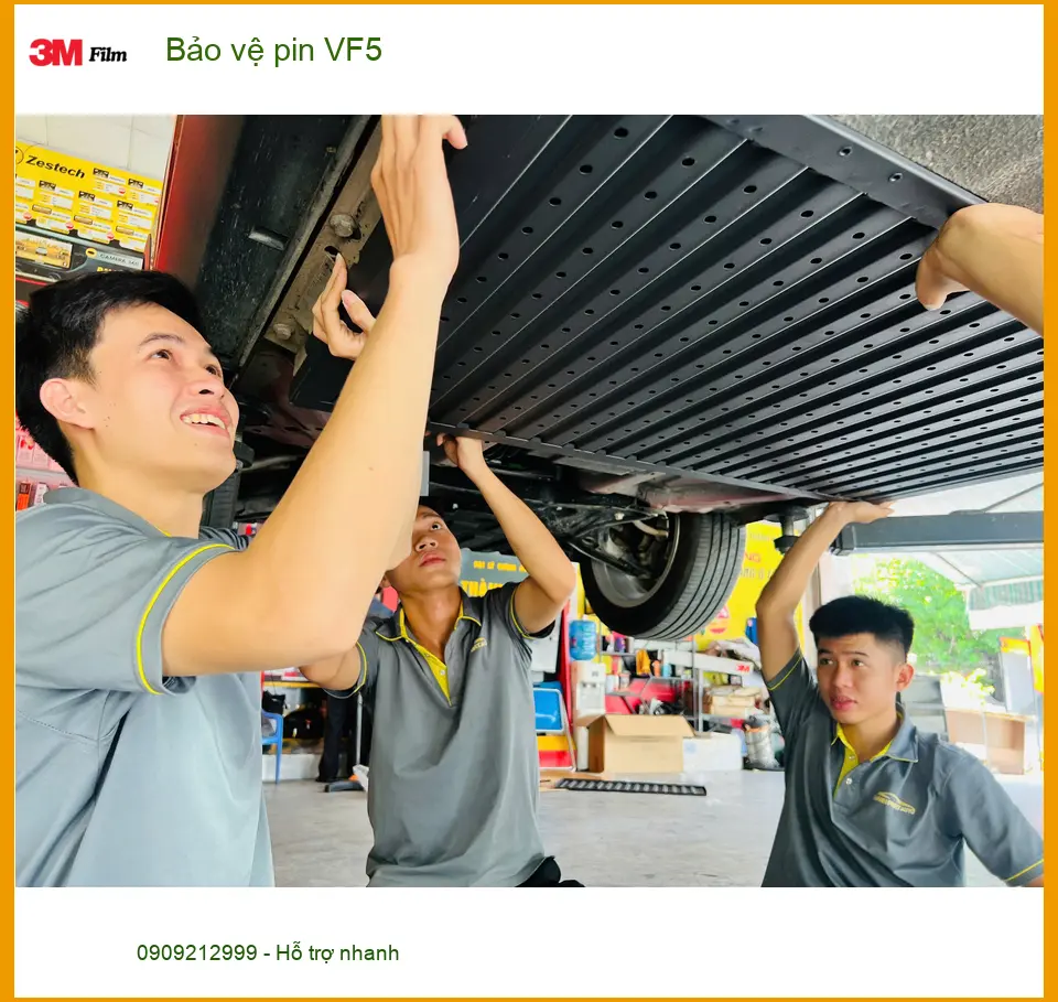 Anh Bách bảo vệ pin VF5 tại Quận 2 giúp xe luôn hoạt động ổn định và bền bỉ ảnh thực tế 2