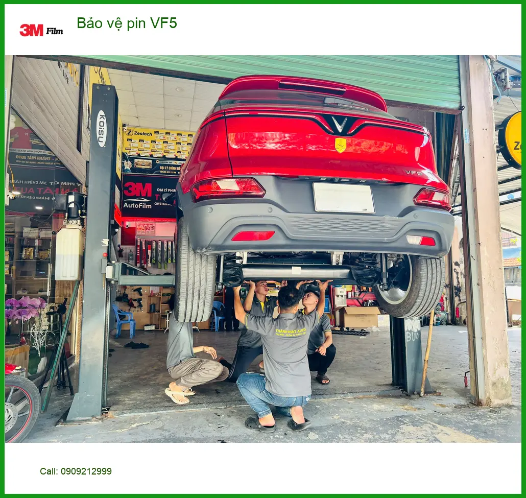 Anh Tuấn bảo vệ pin VinFast VF5 tại Hóc Môn để đảm bảo tuổi thọ lâu dài ảnh thực tế 4