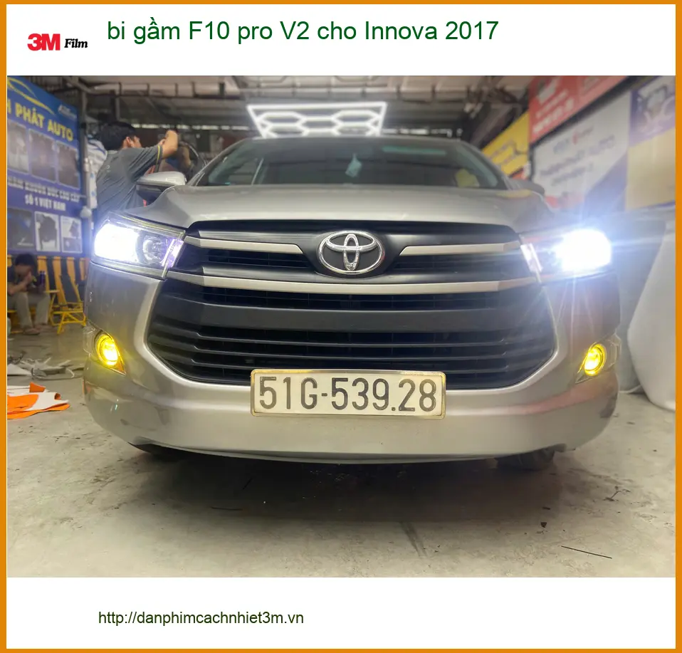 Anh Tấn lắp bi gầm F10 pro V2 cho Innova 2017 vì hay đi đêm ở Quận Bình Tân ảnh thực tế 4