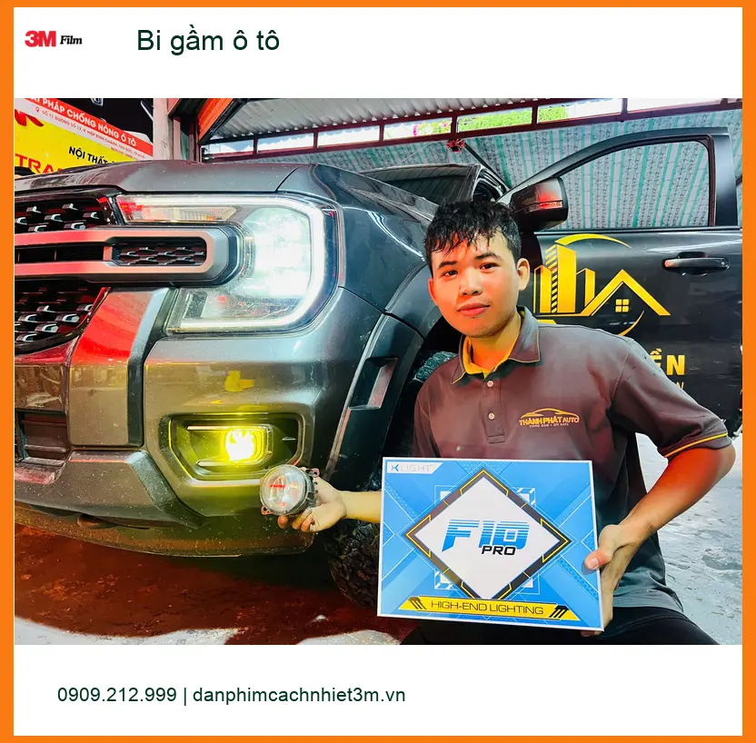 Anh Minh độ bi gầm ô tô cho Honda CR-V tại Gò Vấp vì đèn zin yếu khi mưa lớn