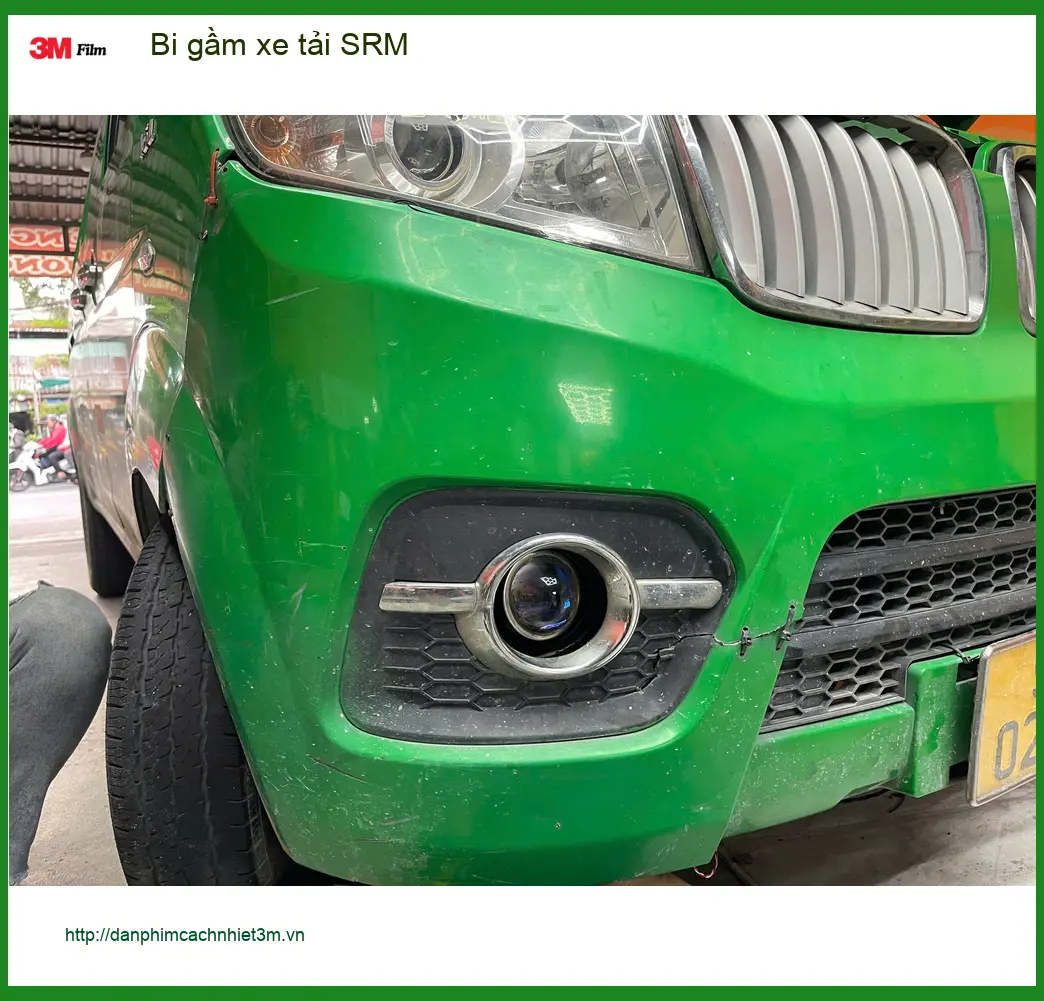 Chú Ba Hưng nâng cấp bi gầm xe tải SRM để tăng cường ánh sáng khi đi đêm tại Quận 10 ảnh thực tế 3