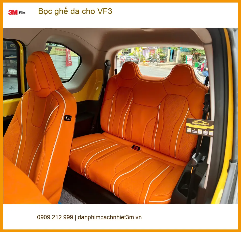 Anh Đạt bọc ghế da cho VinFast VF3 tại Quận Bình Thạnh để nội thất xe mới mẻ hơn