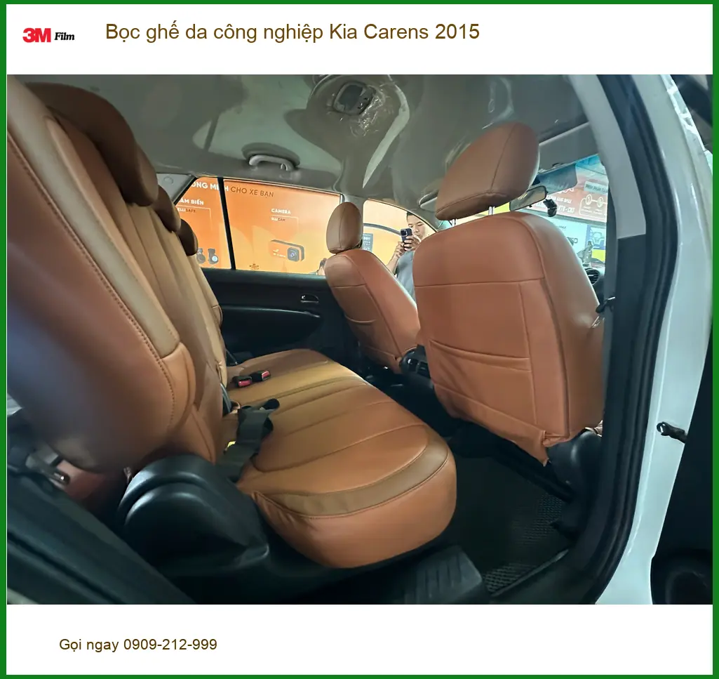 Chú Phong bọc ghế da công nghiệp Kia Carens 2015 Quận Phú Nhuận thay mới. ảnh thực tế 3