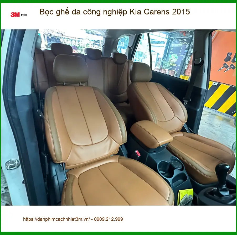 Chị Kim Oanh bọc ghế da công nghiệp Kia Carens 2015 Bình Chánh ghế cũ xuống cấp. ảnh thực tế 3