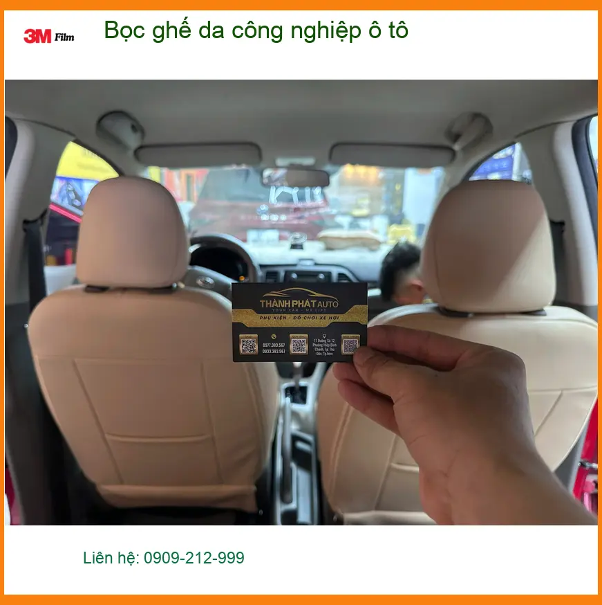 Cô Lan Anh bọc ghế da công nghiệp ô tô Hyundai Accent Quận Bình Thạnh nâng cấp.