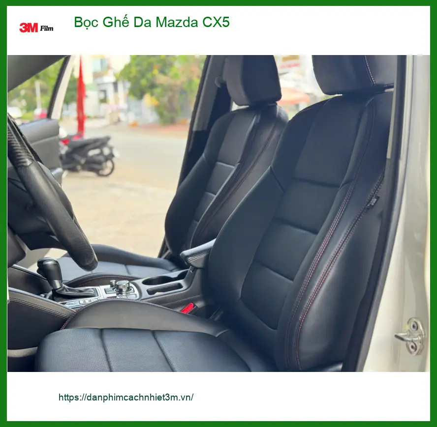 Anh Hoàng Nam bọc ghế da Mazda CX5 tại Quận 5 để nội thất xe mới mẻ hơn ảnh thực tế 4