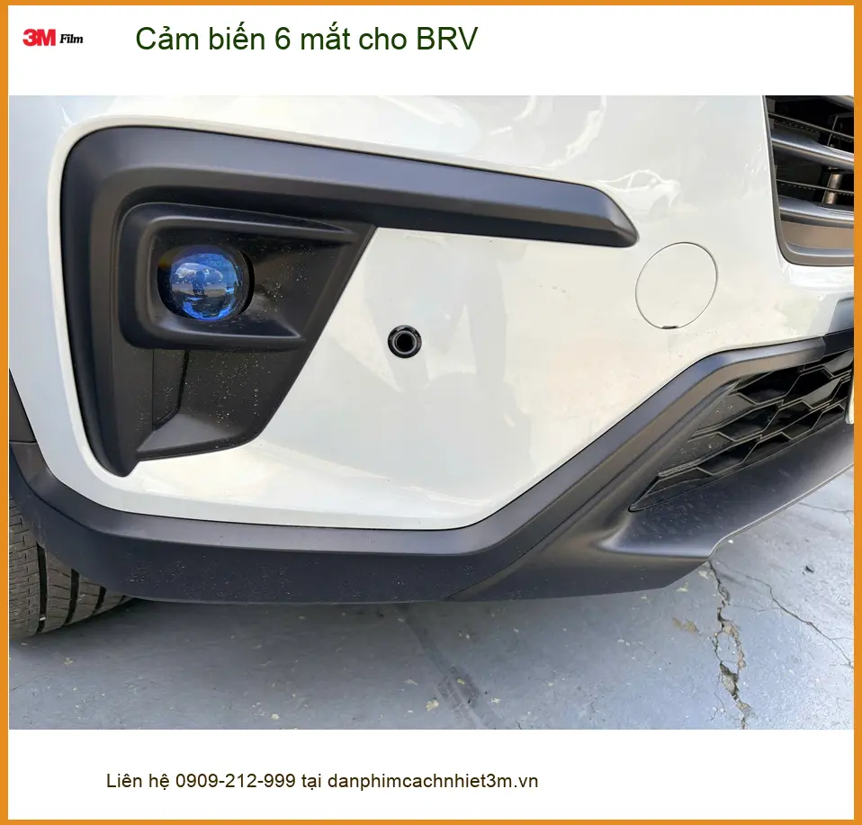 Chị Thanh lắp cảm biến 6 mắt cho Honda BRV tại Quận 5 để lái xe an toàn hơn ảnh thực tế 5