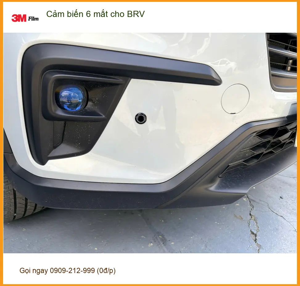 Bác Cường lắp cảm biến 6 mắt cho BRV tại Quận Gò Vấp để lùi xe an toàn hơn ảnh thực tế 2