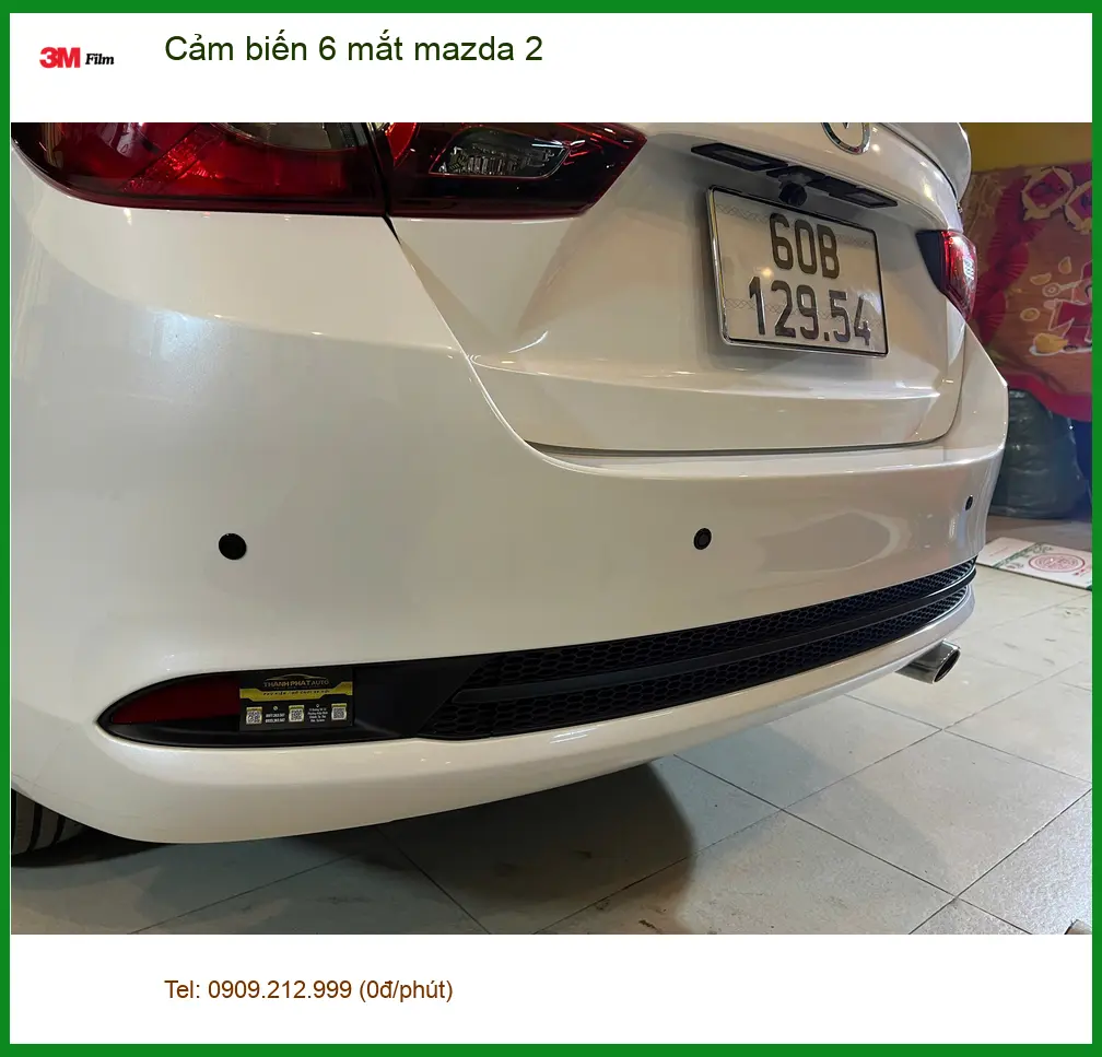 Anh Khôi lắp cảm biến 6 mắt Mazda 2 tại Quận Bình Thạnh để đậu xe an toàn hơn trong hẻm nhỏ ảnh thực tế 3