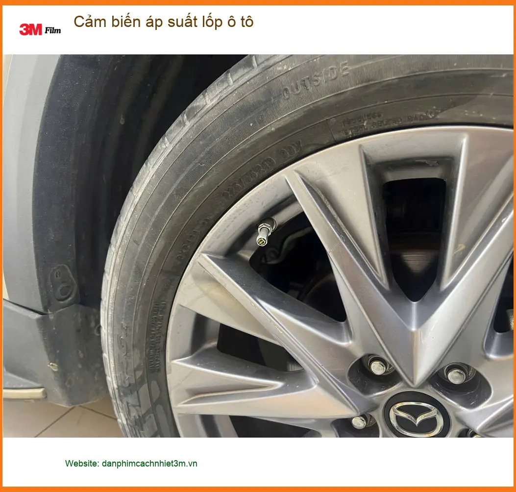 Anh Quốc lắp cảm biến áp suất lốp Kia K3 tại Quận Thủ Đức để lái xe an toàn ảnh thực tế 2