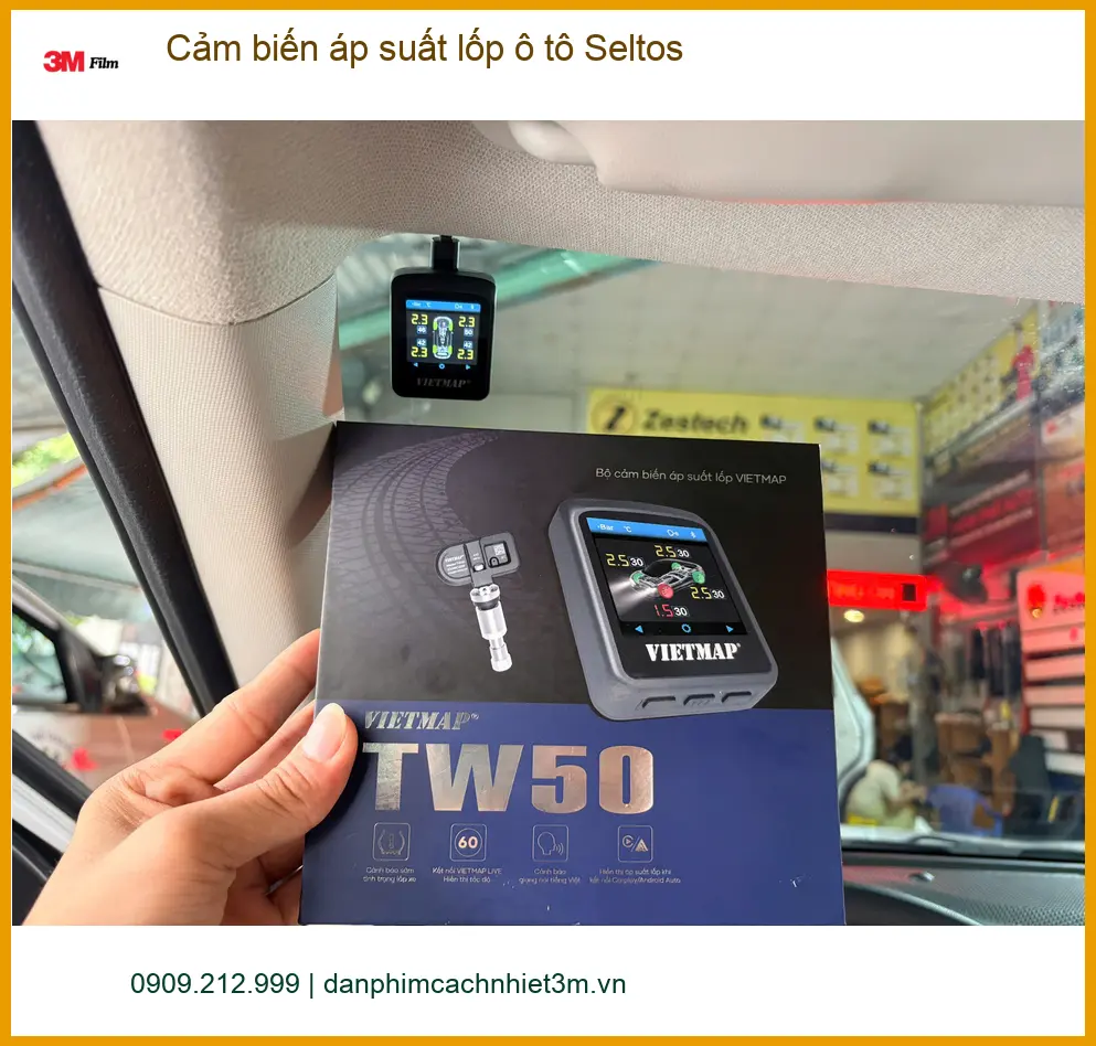 Anh Kiên lắp cảm biến áp suất lốp cho Kia Seltos tại Quận 10 để lái xe an toàn hơn ảnh thực tế 3