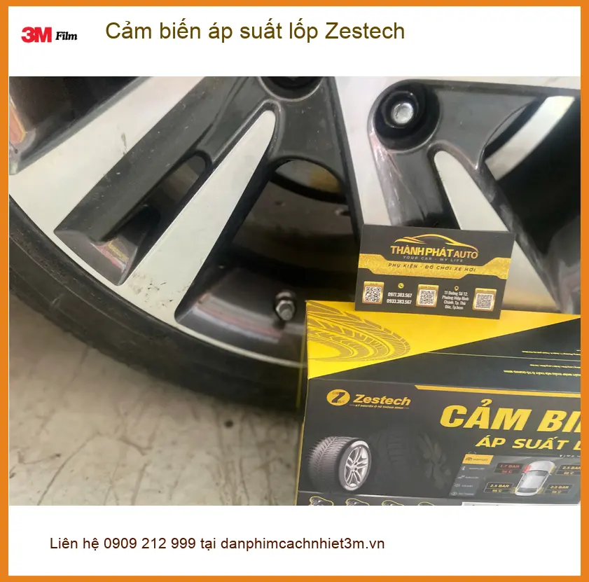 Anh Quang lắp cảm biến áp suất lốp Zestech cho Hyundai Kona tại Quận 11 ảnh thực tế 4