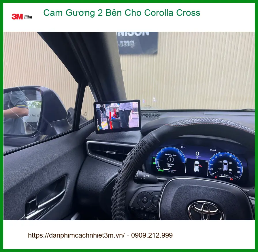 Anh Phước lắp Cam Gương 2 Bên Corolla Cross ở Nhà Bè tránh va chạm ảnh thực tế 2