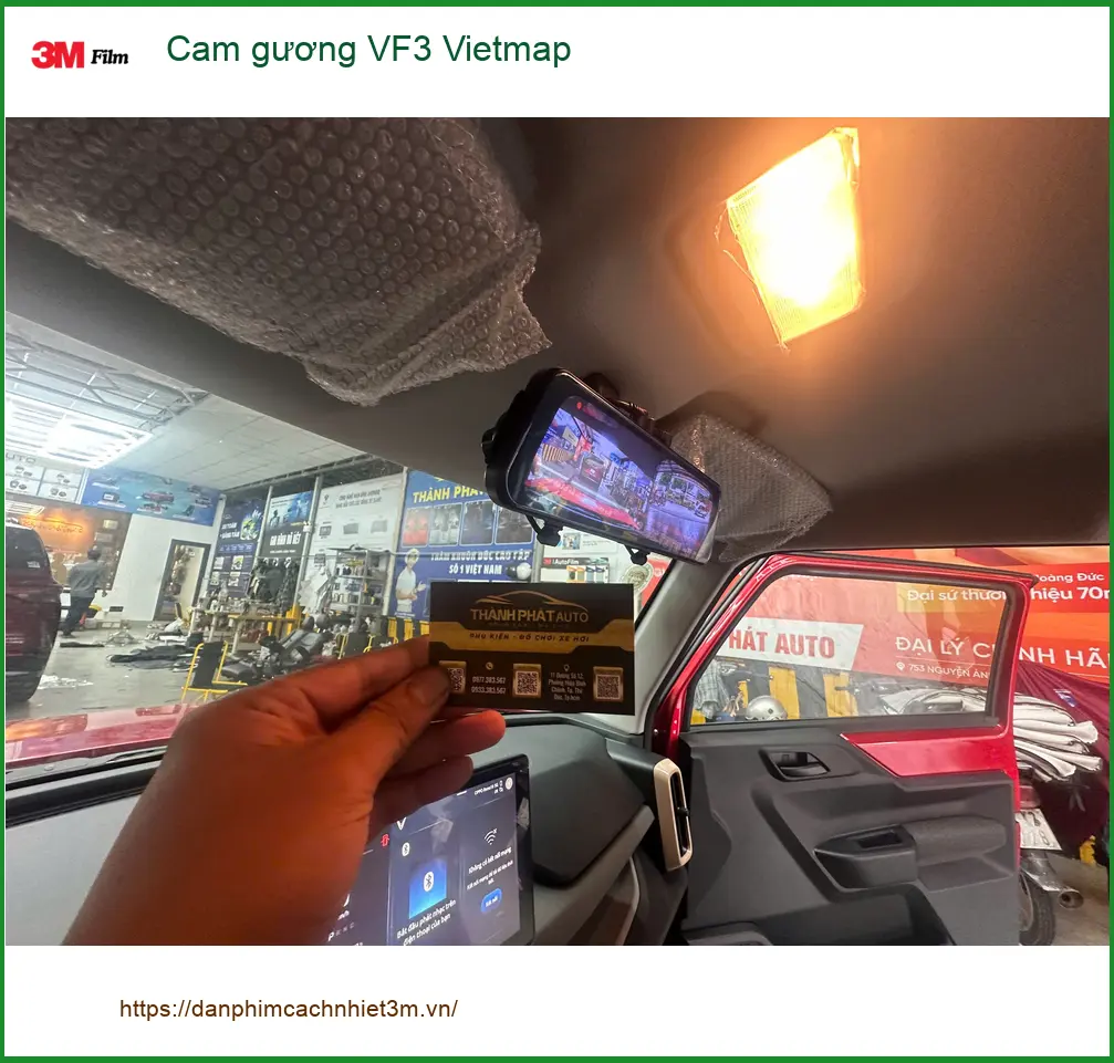 Anh Khang lắp cam gương Vietmap cho VinFast VF3 tại Quận 12 để lái xe an toàn hơn