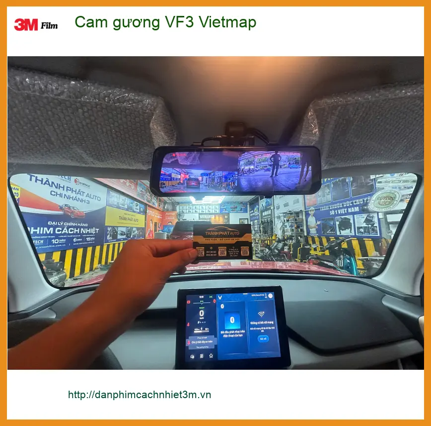 Anh Khang lắp cam gương Vietmap cho VinFast VF3 tại Quận 12 để lái xe an toàn hơn ảnh thực tế 3
