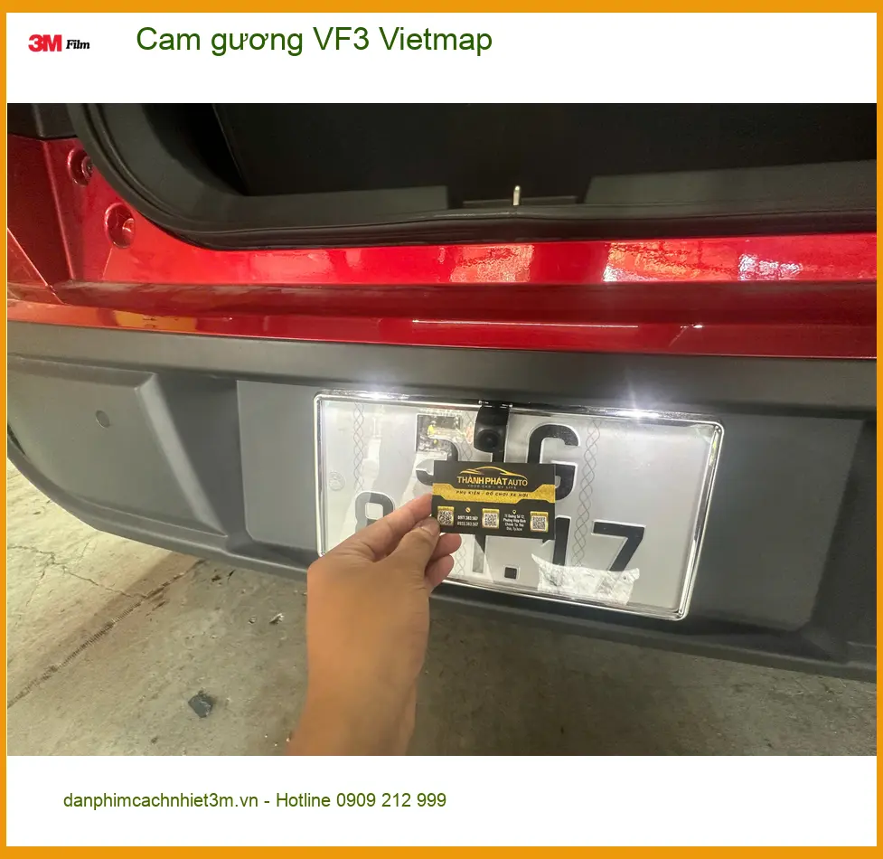 Anh Kiên lắp cam gương Vietmap cho VinFast VF3 tại Quận 4 để lái xe an toàn hơn ảnh thực tế 2