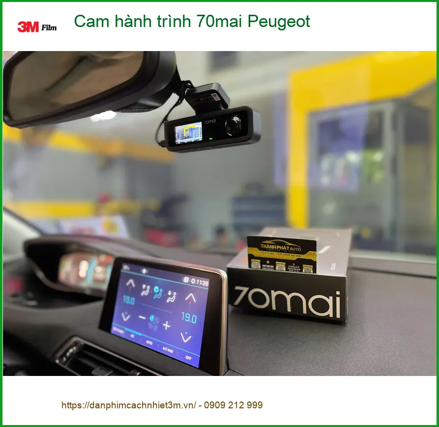 Chị Thư lắp cam hành trình 70mai cho Peugeot 3008 tại Quận 12 để an tâm lái xe