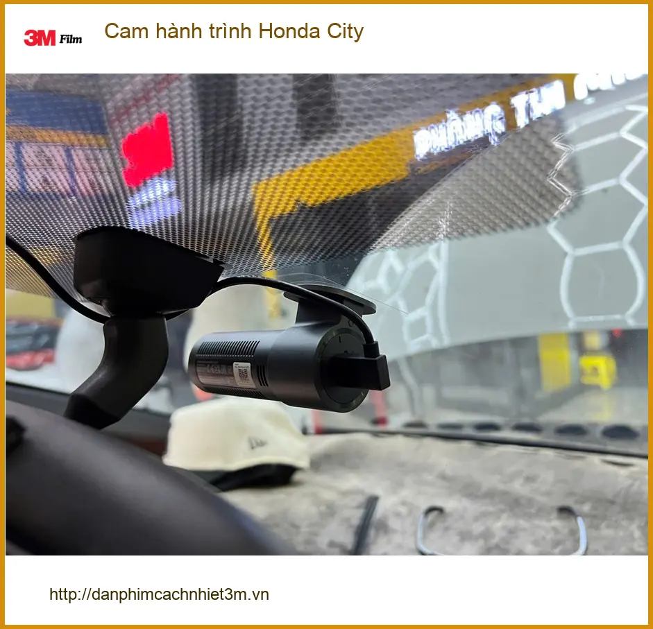 Anh Long lắp Cam hành trình cho Honda City ở Quận 12 để ghi lại mọi khoảnh khắc an toàn ảnh thực tế 2