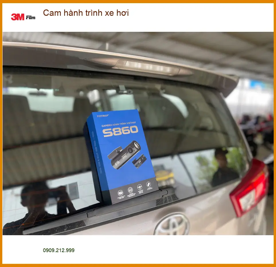 Chị Thảo lắp cam hành trình cho Honda City tại Quận Bình Thạnh để yên tâm