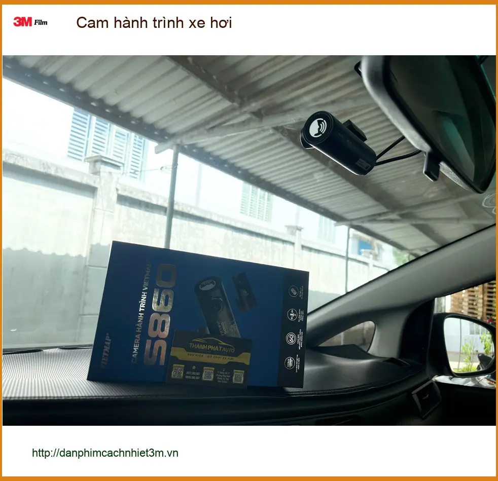 Cô Thúy lắp cam hành trình cho Kia Seltos ở Quận Tân Phú để tăng an toàn ảnh thực tế 2