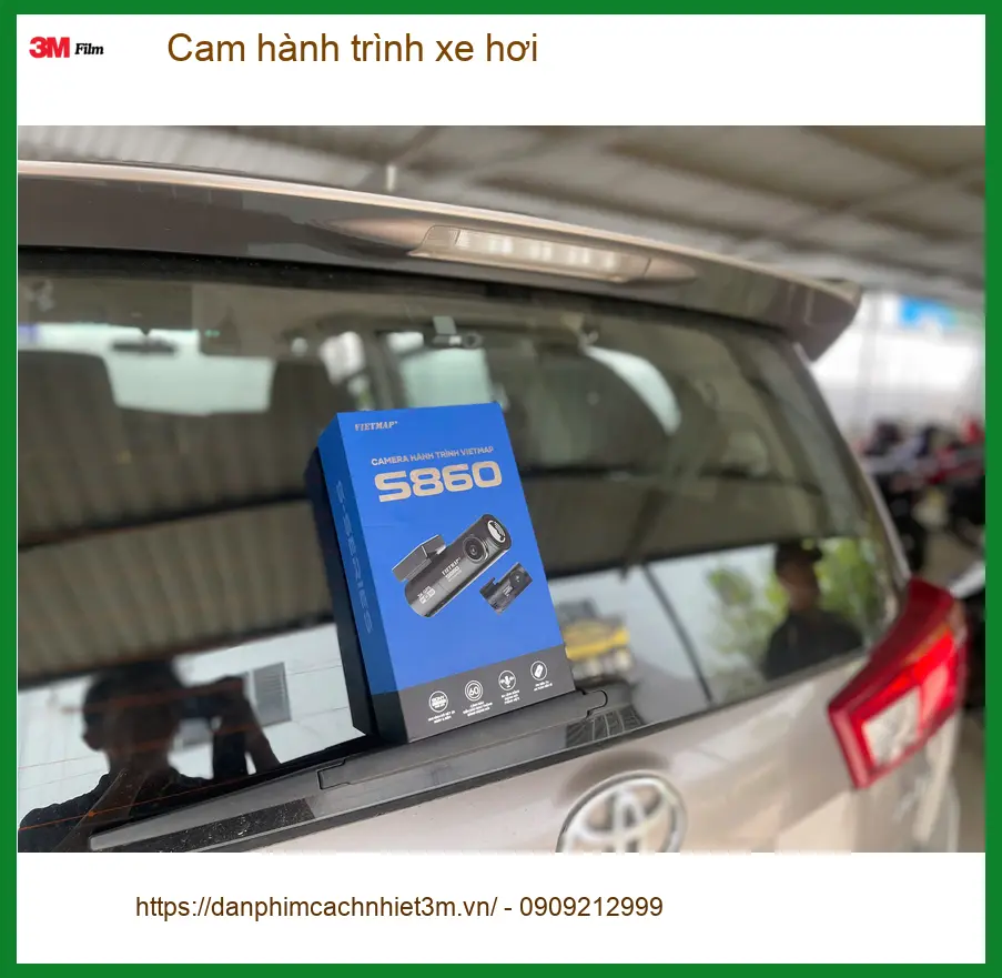 Cô Thúy lắp cam hành trình cho Kia Seltos ở Quận Tân Phú để tăng an toàn ảnh thực tế 4