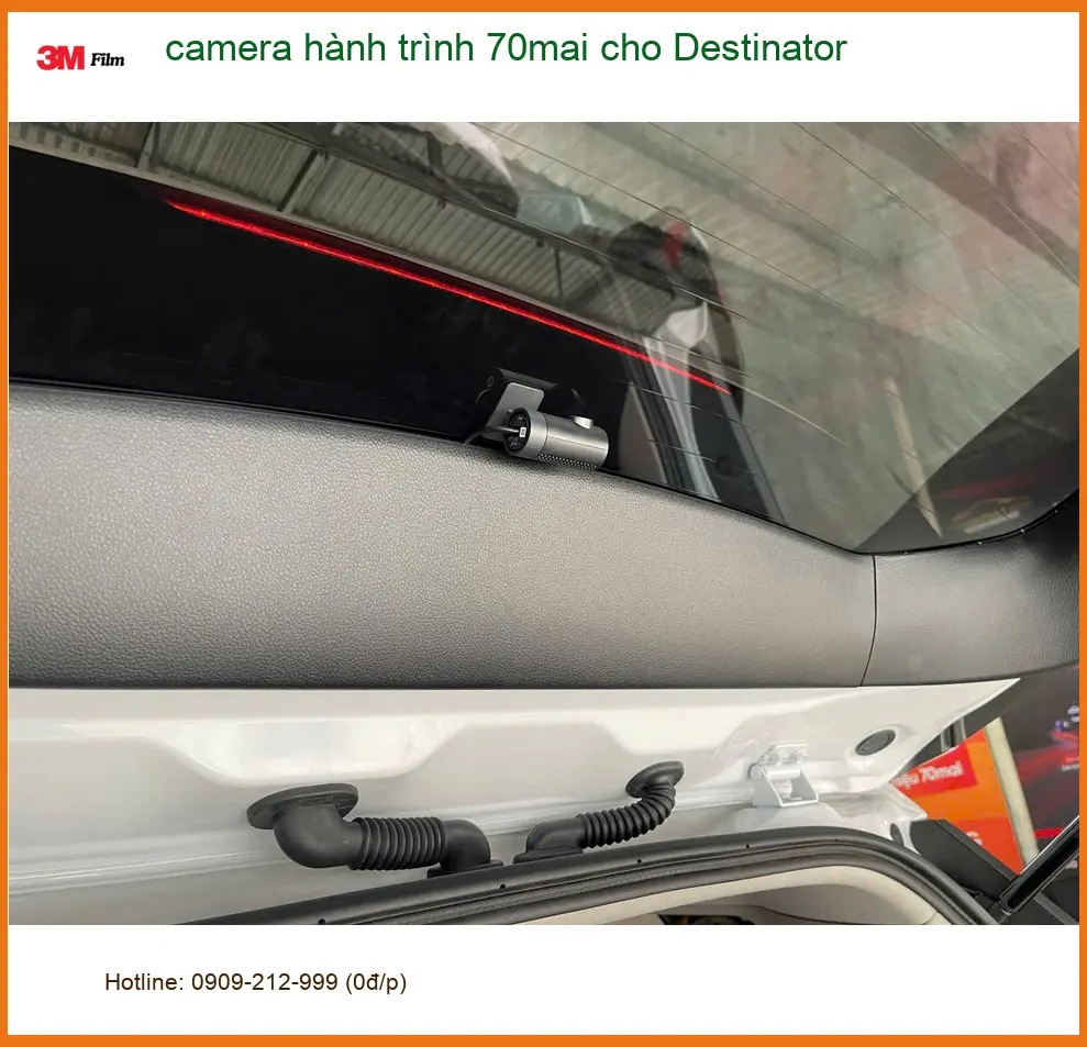 Anh Bách gắn camera hành trình 70mai cho Mitsubishi Outlander tại Quận 7 ảnh thực tế 3