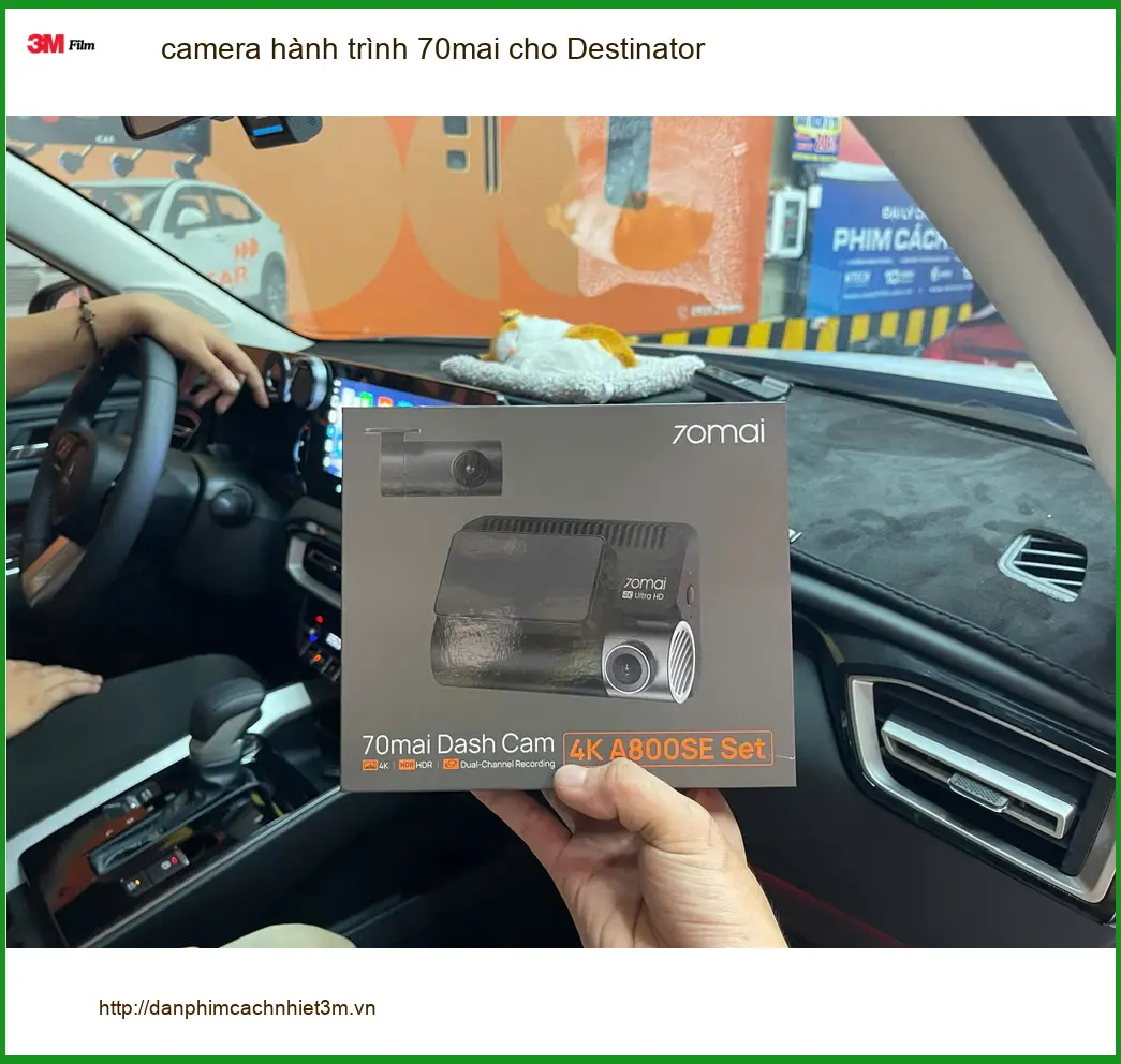 Chú Hùng lắp camera hành trình 70mai cho Toyota Fortuner ở Bình Chánh ảnh thực tế 4