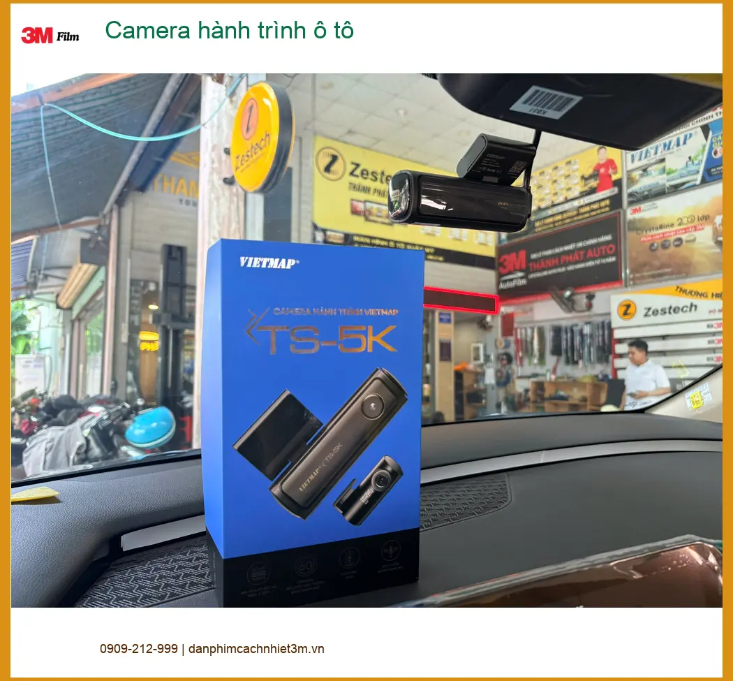 Anh Tấn lắp Camera hành trình ô tô cho Hyundai Creta tại Quận 7 để an tâm lái xe ảnh thực tế 2