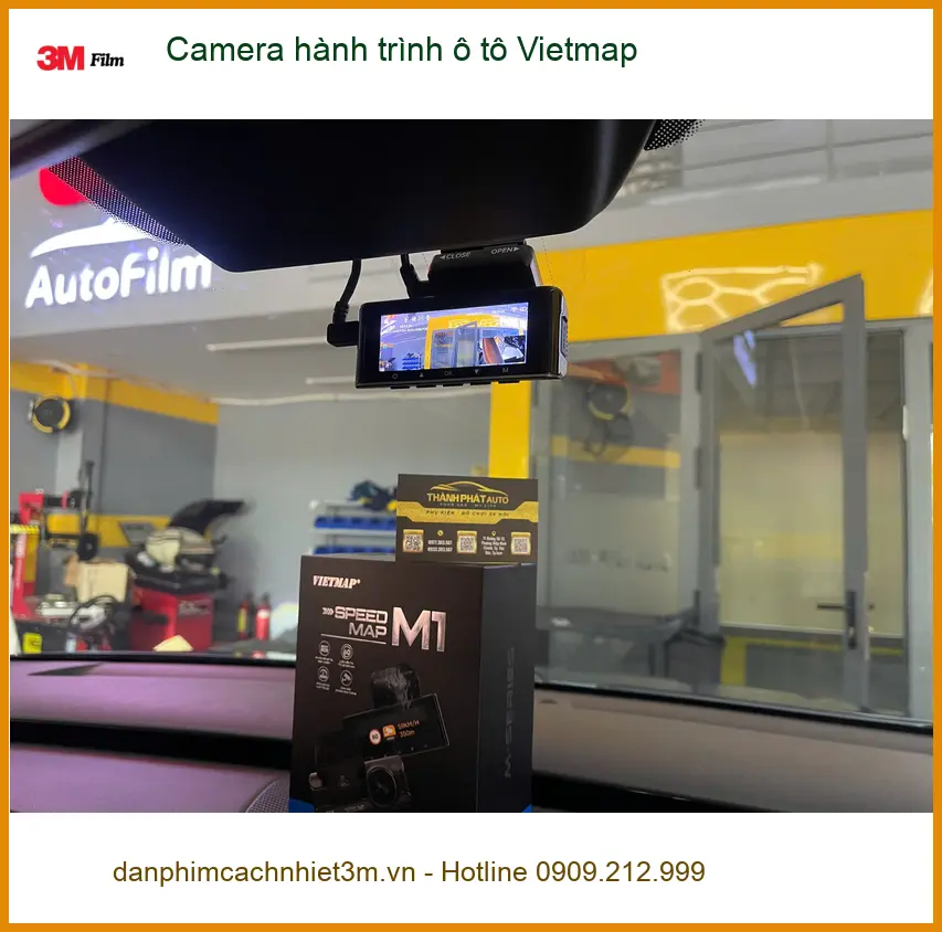 Chú Dũng lắp Camera hành trình ô tô Vietmap cho Mazda CX-5 tại Quận Bình Tân. ảnh thực tế 3