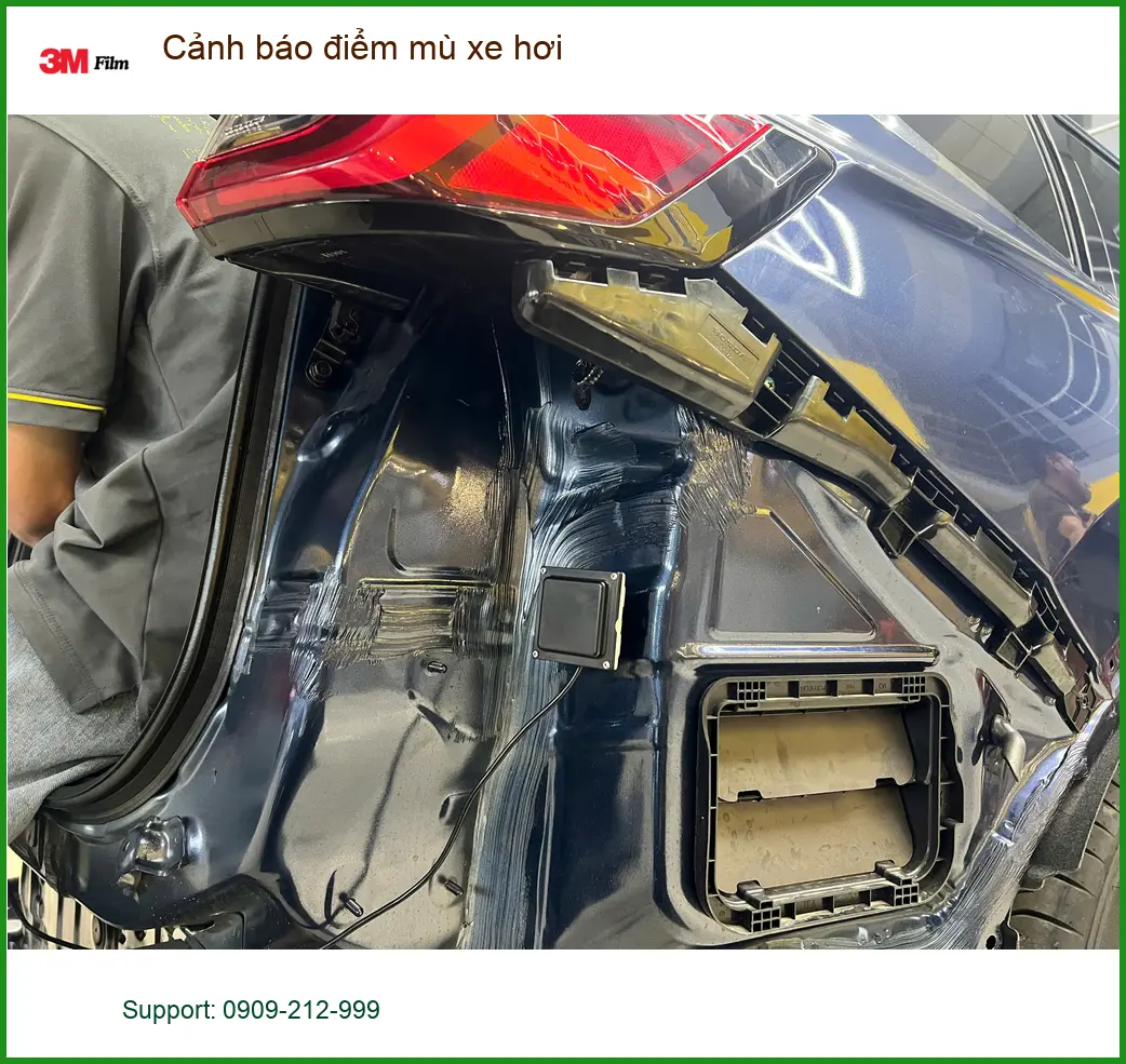 Chị Thanh lắp cảnh báo điểm mù cho Hyundai Accent tại Quận Huyện Nhà Bè ảnh thực tế 5