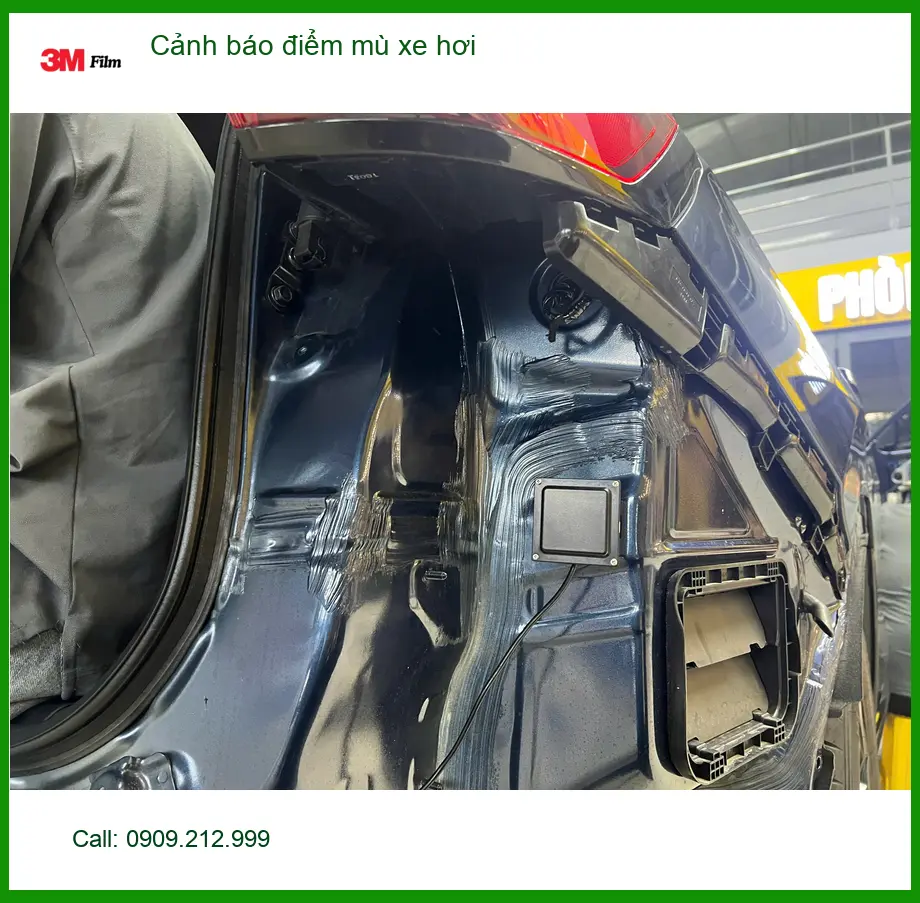 Anh Trung lắp cảnh báo điểm mù cho Hyundai Accent ở Quận 11 để an tâm hơn khi chuyển làn ảnh thực tế 4