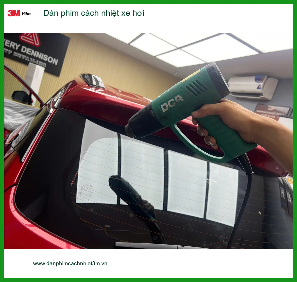 Anh Minh dán phim cách nhiệt xe hơi Kia Carnival Quận 2 chống nóng hiệu quả ảnh thực tế 2