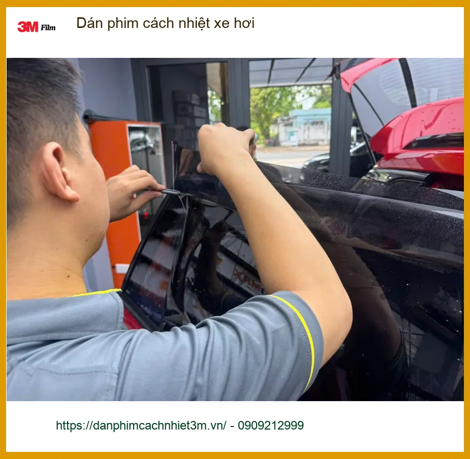Anh Minh dán phim cách nhiệt xe hơi Kia Sorento tại Quận Gò Vấp để giảm nhiệt độ trong xe ảnh thực tế 3