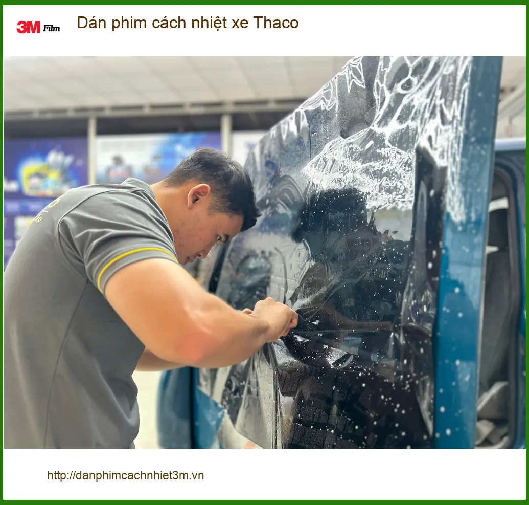 Anh Khải dán phim cách nhiệt xe Thaco Towner tại Hóc Môn cho chuyến đi dài ảnh thực tế 2