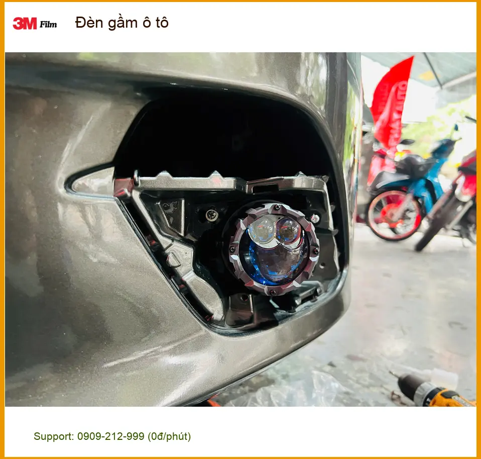 Chú Long lắp đèn gầm ô tô cho Mitsubishi Triton tại Cần Giờ vì đèn zin yếu ảnh thực tế 2
