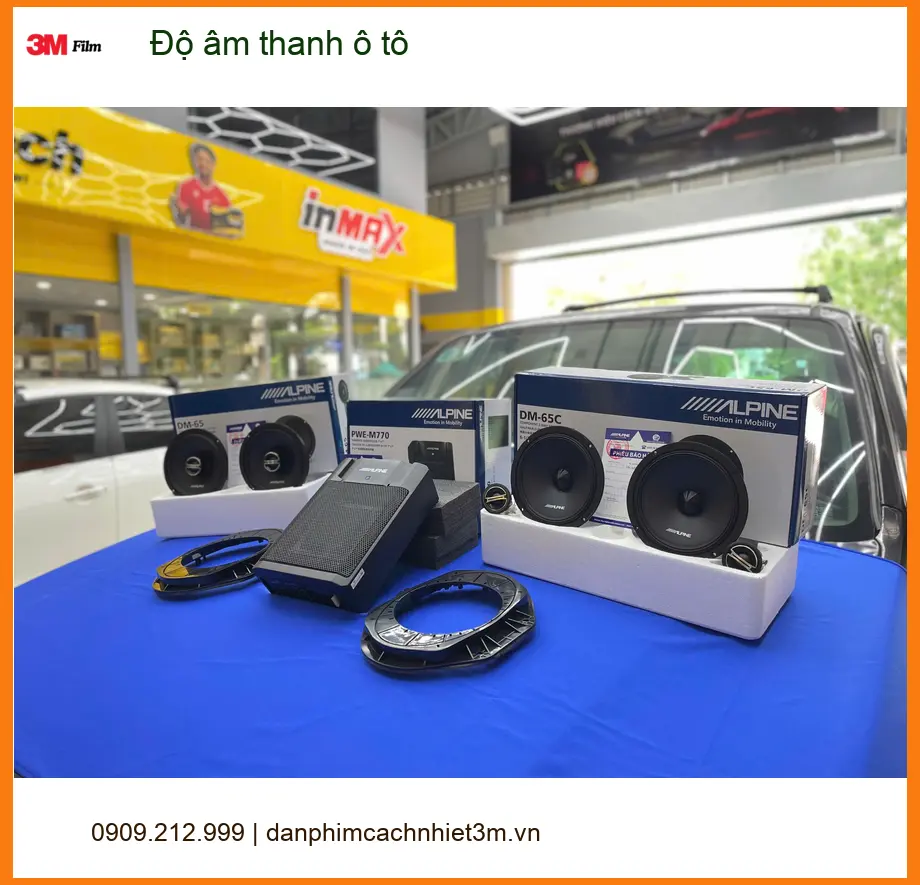 Anh Đạt độ âm thanh ô tô Hyundai Santa Fe tại Quận 9 để trải nghiệm âm nhạc sống động hơn ảnh thực tế 3