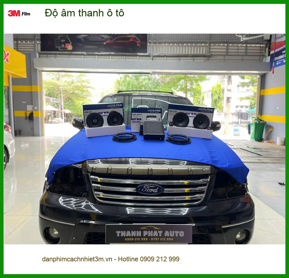 Anh Đạt độ âm thanh ô tô Hyundai Santa Fe tại Quận 9 để trải nghiệm âm nhạc sống động hơn ảnh thực tế 4