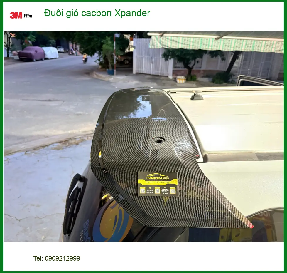 Chị Thùy lắp đuôi gió cacbon cho Xpander ở Quận 11 để xe thêm mạnh mẽ ảnh thực tế 2