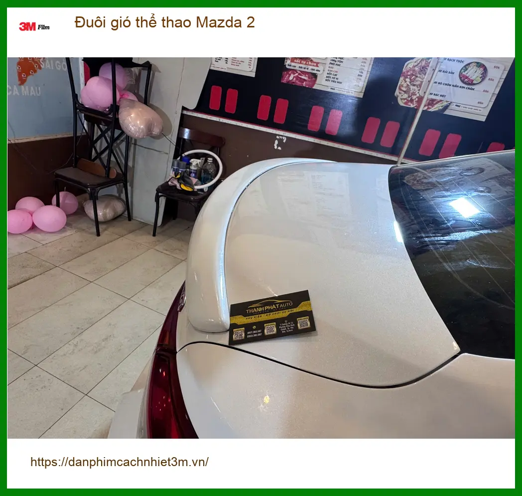 Anh Dũng lắp Đuôi gió thể thao cho Mazda 2 tại Quận Huyện Nhà Bè để tăng thêm vẻ thể thao