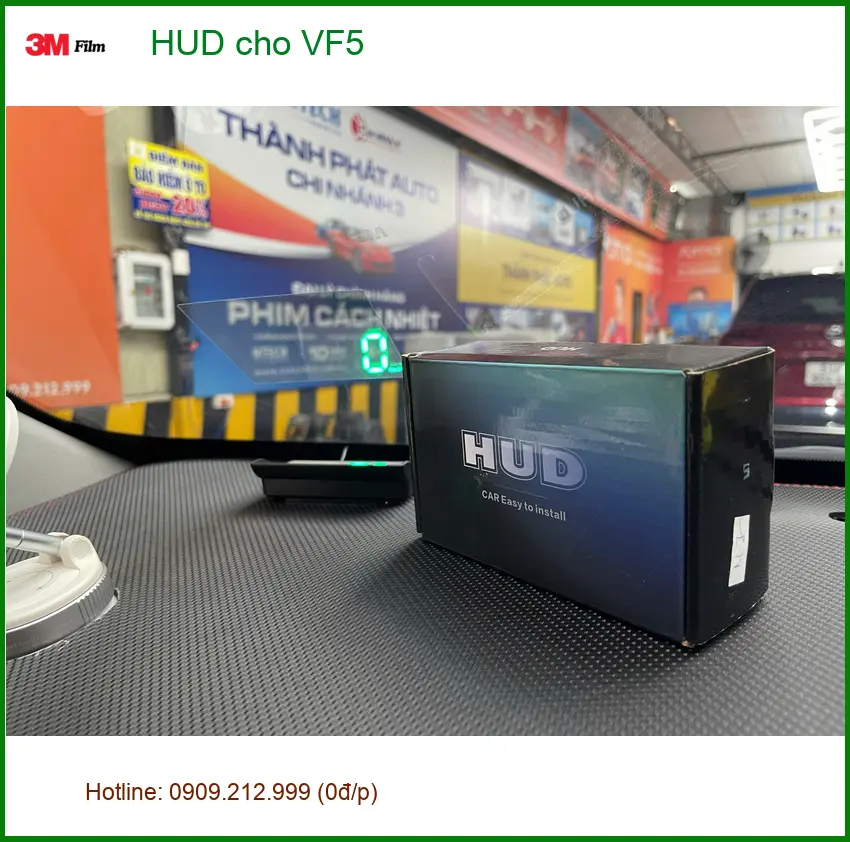 Anh Tùng nâng cấp HUD cho VinFast VF5 tại Quận Thủ Đức để lái xe tiện hơn ảnh thực tế 2