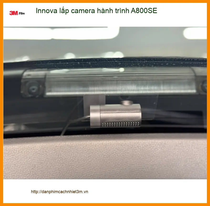 Anh Khang lắp camera hành trình A800SE cho Innova tại Quận 2 ảnh thực tế 4