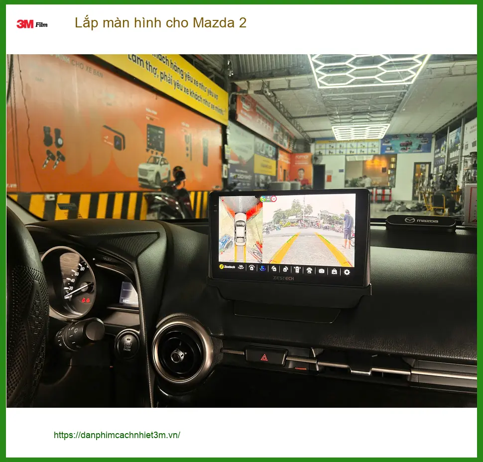 Chú Phát nâng cấp màn hình thông minh cho Mazda 2 tại Quận Bình Thạnh để lái xe an toàn hơn ảnh thực tế 5